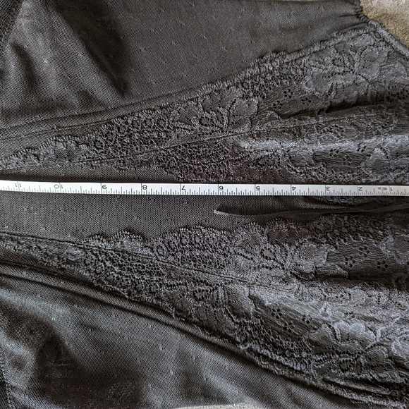 Black lace corset size xs-s - Picture 10 of 10